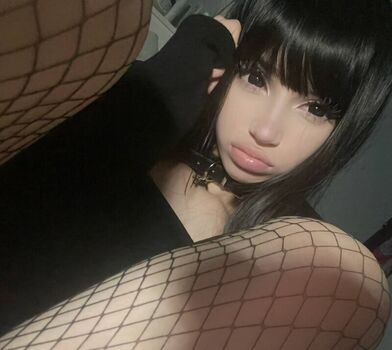 Full leaked Weakdoll asmr private onlyfans photo