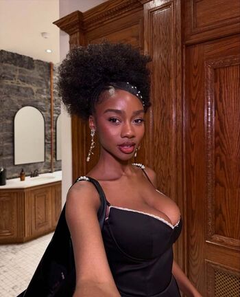 Full leaked Webeecca private onlyfans photo