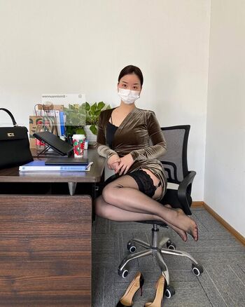 Full leaked Wennuannixin private onlyfans photo