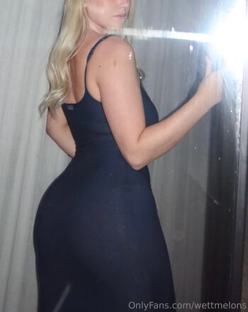 Full leaked Wettmelons private onlyfans photo