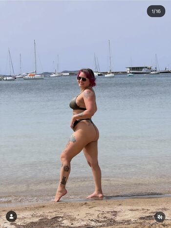 Full leaked Whatsupfoxxy private onlyfans photo