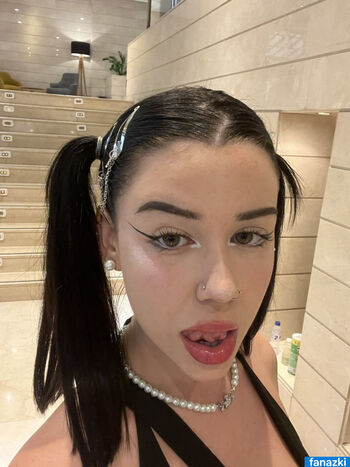 Full leaked Whereisleto private onlyfans photo