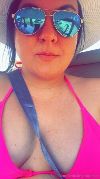 Full leaked Whiskeyandcoke private onlyfans photo