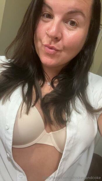 Full leaked Whiskeyandcoke private onlyfans photo