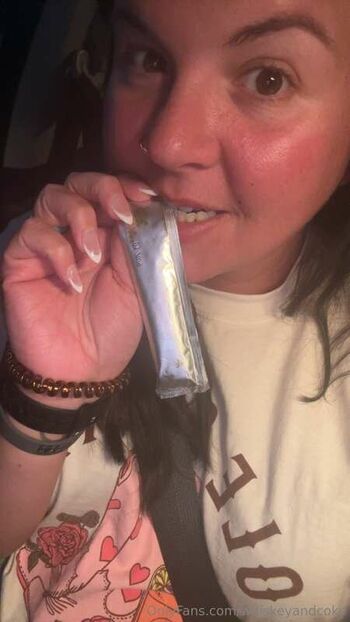 Full leaked Whiskeyandcoke private onlyfans photo