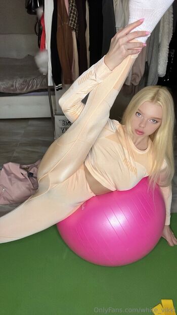 Full leaked White vikki private onlyfans photo
