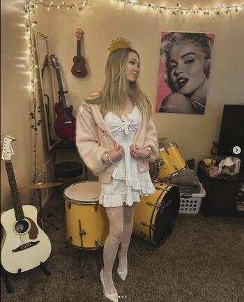 Kathleen white/ leaked photo video viral