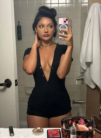 Full leaked Niparat konyai/ private onlyfans photo