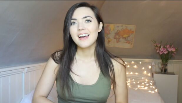 Full leaked Mavie noelle/ private onlyfans photo