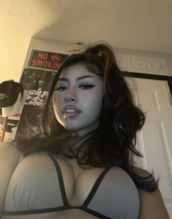 Full leaked Jennifer busty latina/ private onlyfans photo