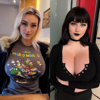 Full leaked Ellax blair/ private onlyfans photo