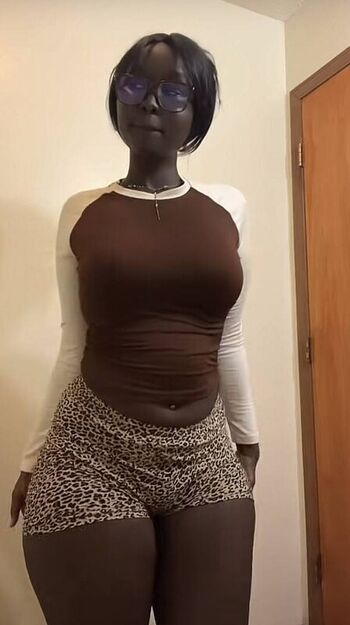 Full leaked Highlandbunny / private onlyfans photo