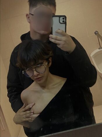Full leaked Izzy moreno/ private onlyfans photo