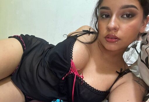 Full leaked Kathrynn / private onlyfans photo