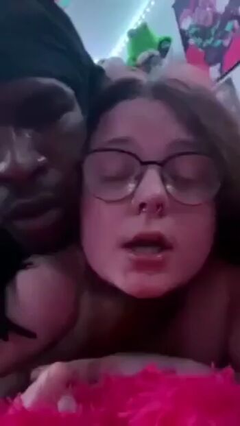 Emmita smile/ leaked photo video viral