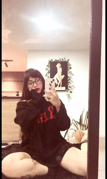 Sigrid/ leaked photo video viral