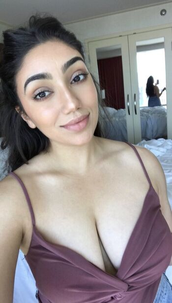 Safeinsurrender/ leaked photo video viral