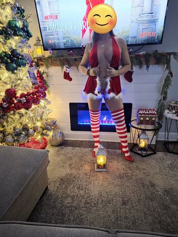 Snow white skinned pale creamy milky women/ leaked photo video viral