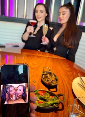 Mc mirel/ leaked photo video viral