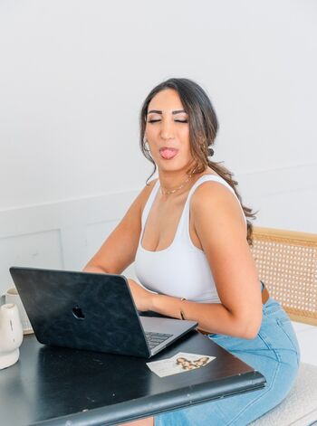 Sofa smith/ leaked photo video viral