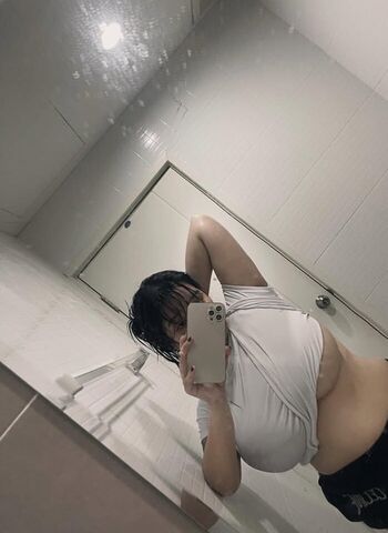 Full leaked Who is this  page private onlyfans photo