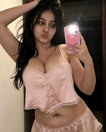 Foodiewithabooty/ leaked photo video viral