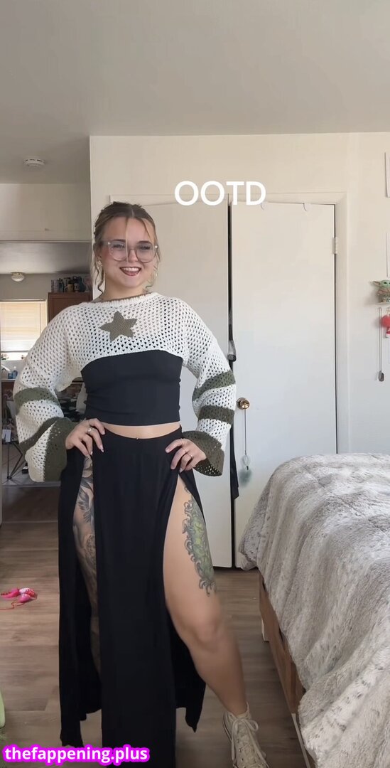 Brenna walker/ leaked photo video viral