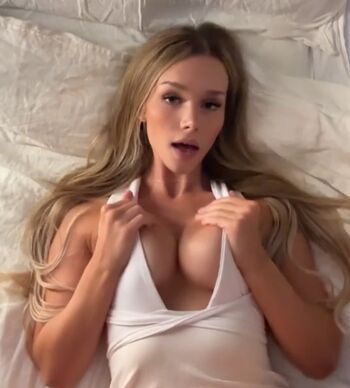 Full leaked Sarah arabic/ private onlyfans photo