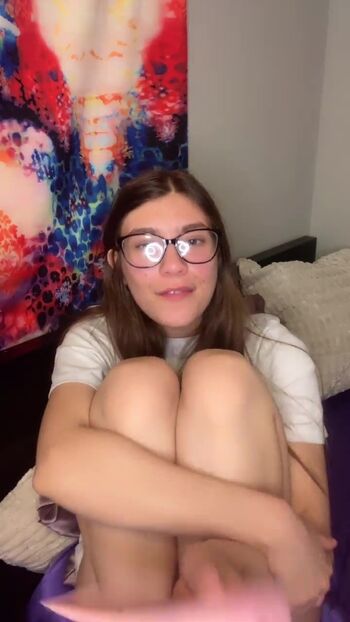 Stupidmomo/ leaked photo video viral