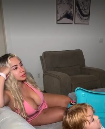 Full leaked Fushigi / private onlyfans photo
