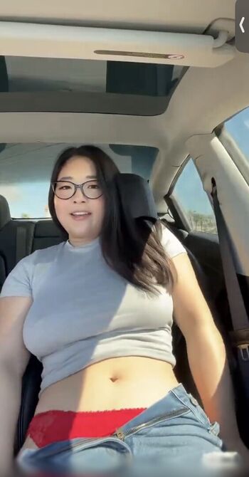 Full leaked Adrienne manning/ private onlyfans photo