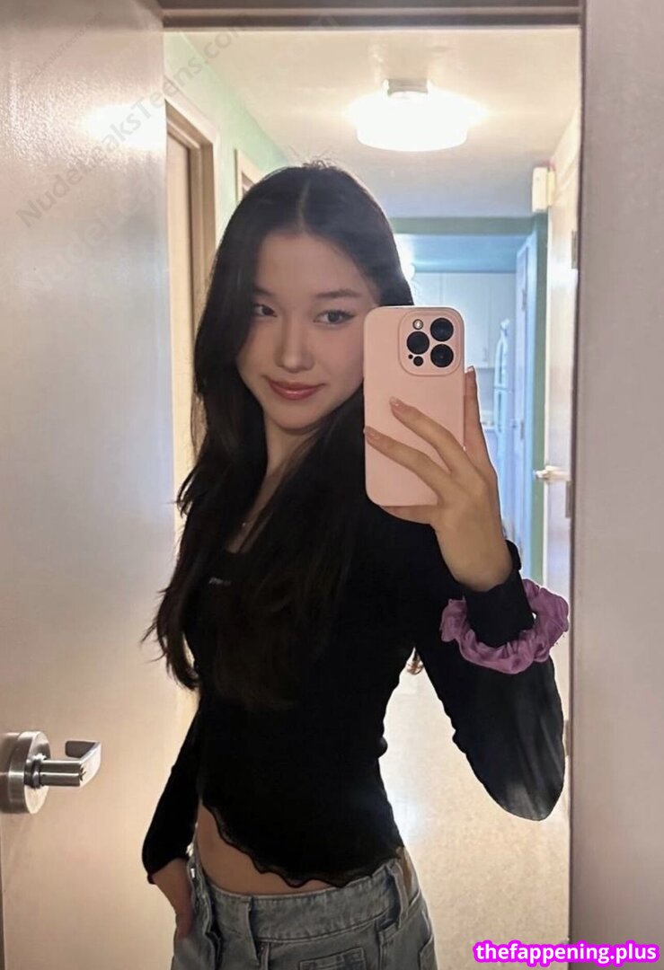 Leia little/ leaked photo video viral