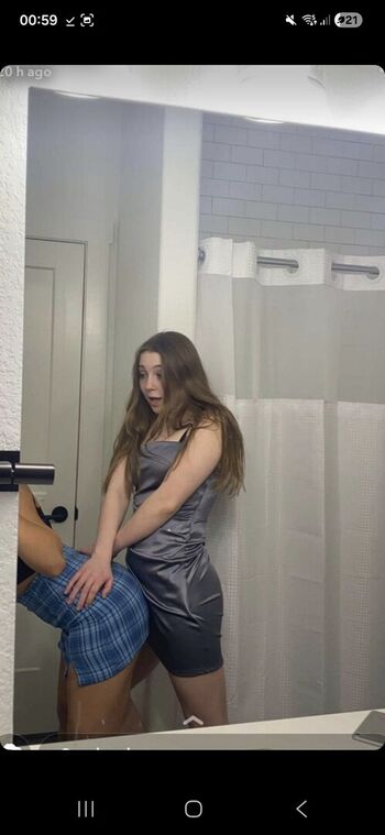 Full leaked Elizabeth shameless/ private onlyfans photo