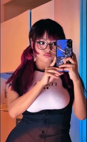 Full leaked Chloe miller/ private onlyfans photo