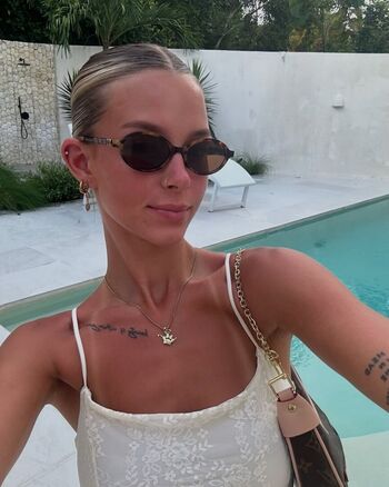 Raina wolf/ leaked photo video viral