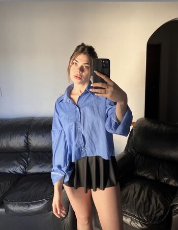 Full leaked Carla guetta/ private onlyfans photo