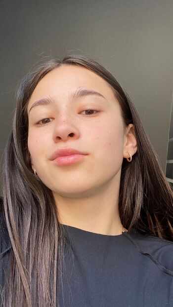 Full leaked Anna claire clouds / private onlyfans photo