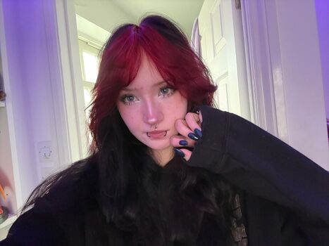 Kat dennings fake/ leaked photo video viral