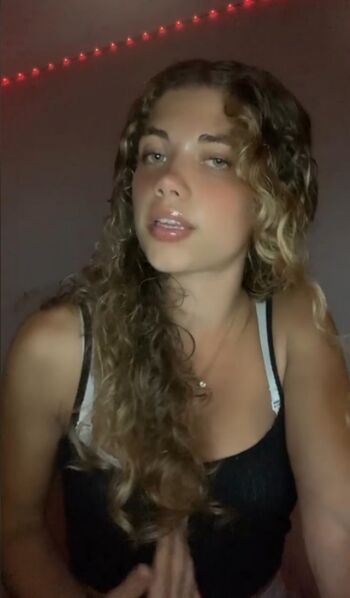 Full leaked Rocksy light/ private onlyfans photo
