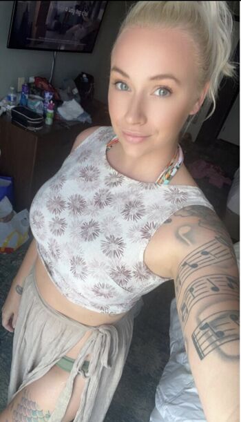 Full leaked Lollyskyforever/ private onlyfans photo