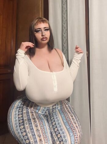 Full leaked Helin deli/ private onlyfans photo