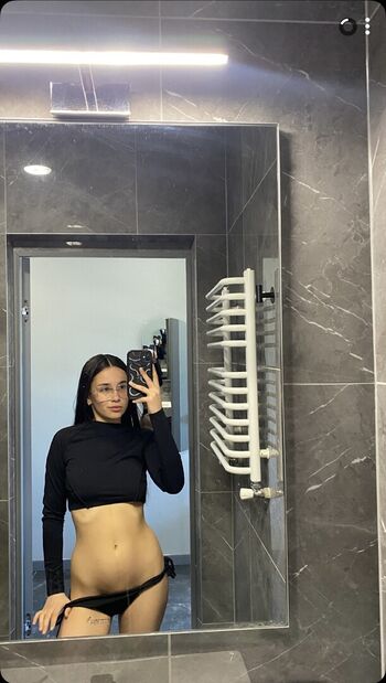 Full leaked Daritaoficial/ private onlyfans photo