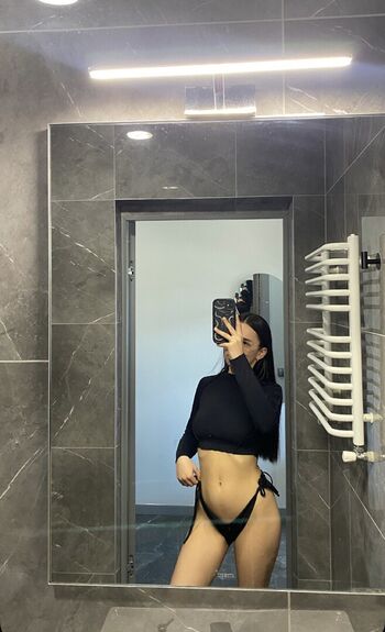 Full leaked Stellariccii/ private onlyfans photo