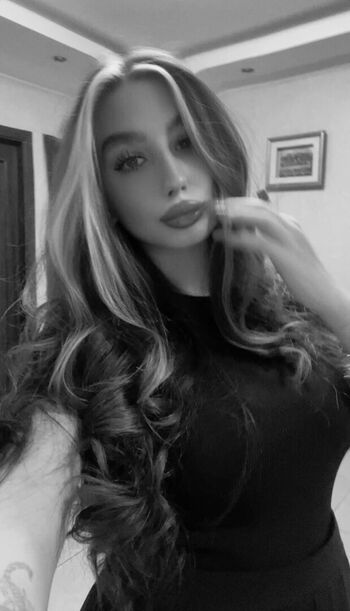 Full leaked Kurolily/ private onlyfans photo