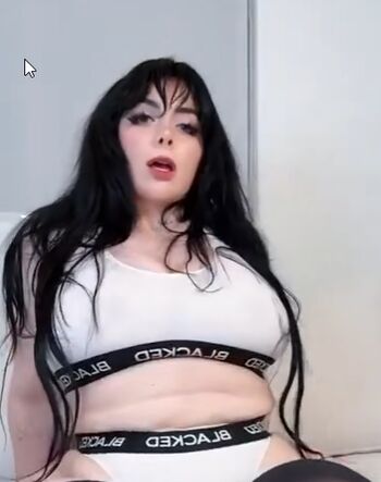 Full leaked Who is this  page private onlyfans photo