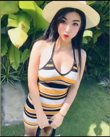Full leaked Who is this  page private onlyfans photo