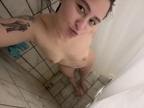 Full leaked Elenitzakara/ private onlyfans photo