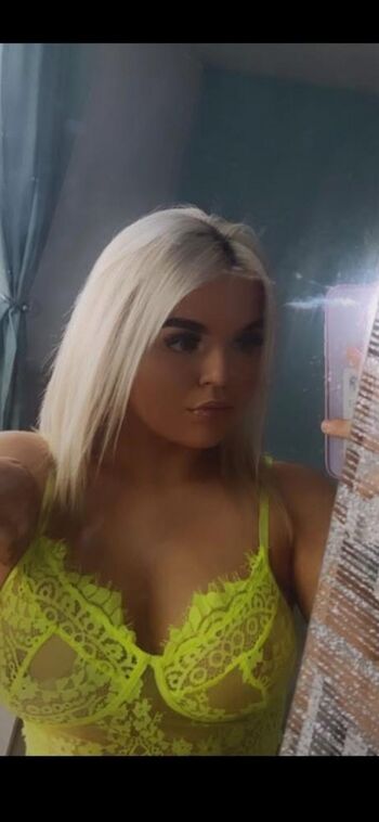 Full leaked Who is this  page private onlyfans photo