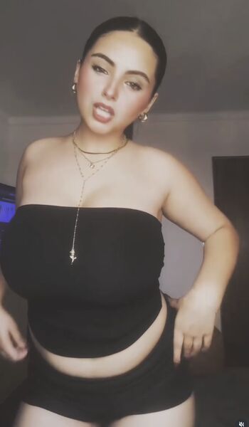 Full leaked Who is this  page private onlyfans photo