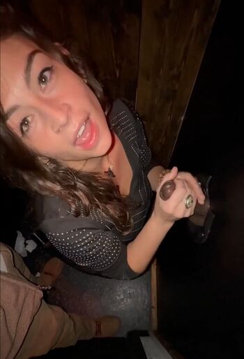 Full leaked Sexysannexx/ private onlyfans photo